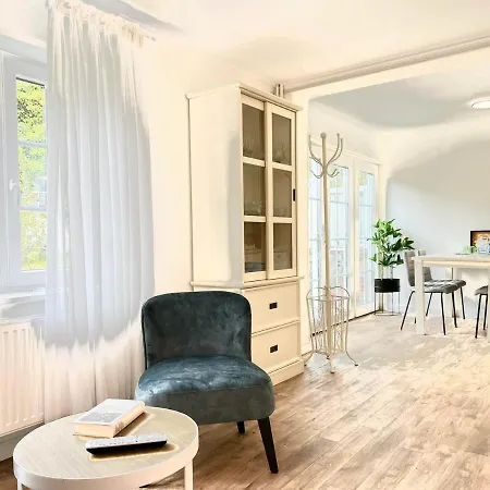 Apartamento Mootje Im Alten Friesenhaus Ebenerdig